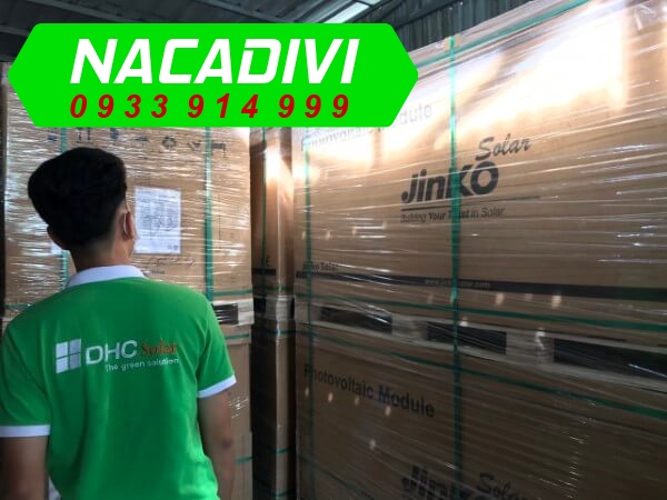 Giá pin mặt trời